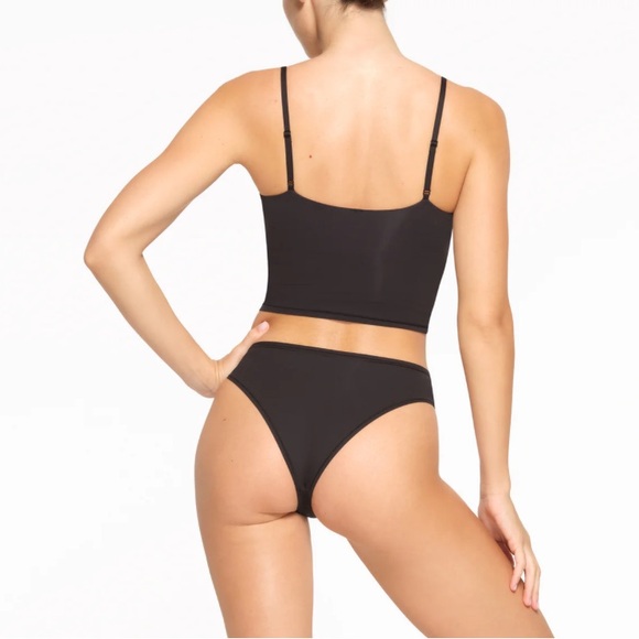 SKIMS CROPPED CAMI TANK TOP - Picture 10 of 12